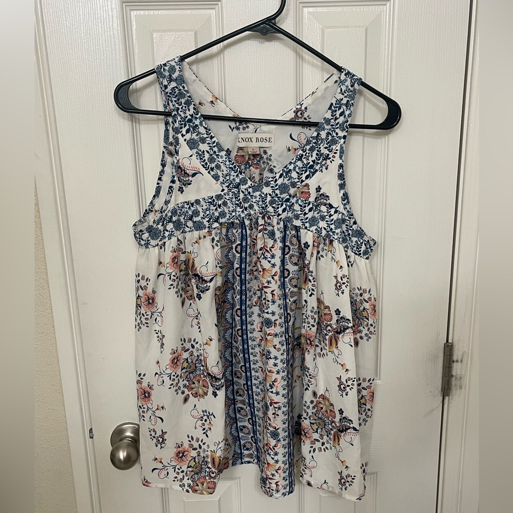 Knox Rose flowy floral tank sz Small